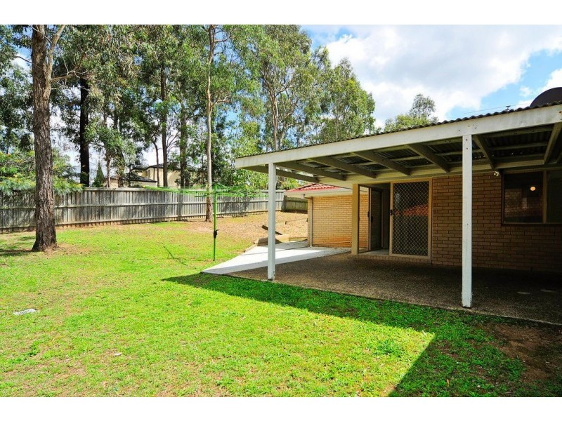 16 Windsor Place, Forest Lake QLD 4078