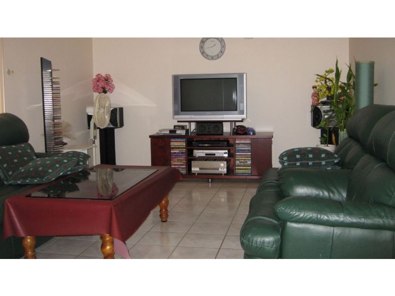 95 Clarendon Cct, Forest Lake QLD 4078