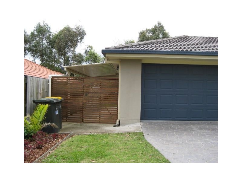 5 Taylor Place, Forest Lake QLD 4078