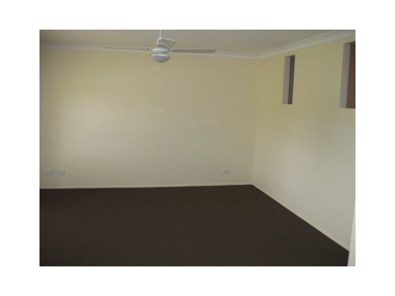 5 Taylor Place, Forest Lake QLD 4078