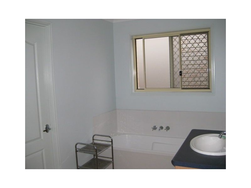 7 Starr Street, Forest Lake QLD 4078