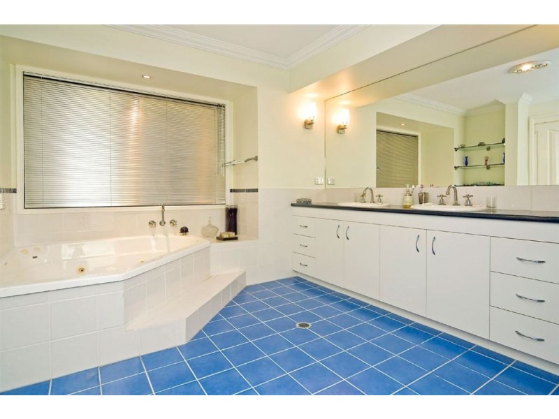 46 Catalina Cct, Forest Lake QLD 4078