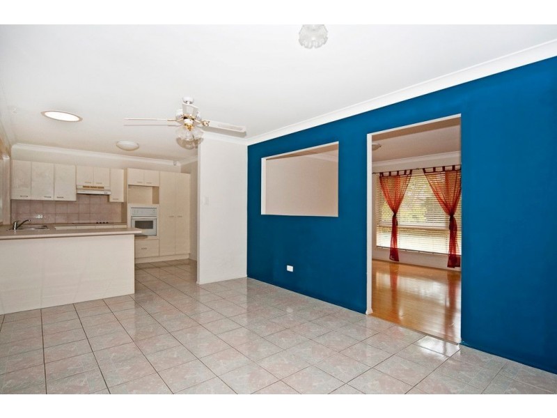 1 Cook Street, Forest Lake QLD 4078