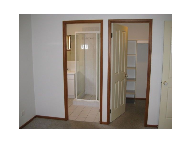 30 Ibis Circuit, Forest Lake QLD 4078