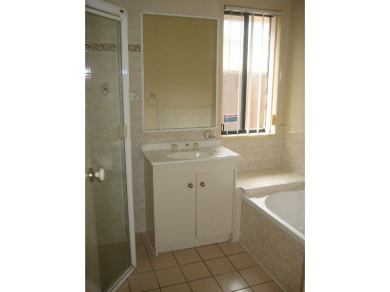 17 Kew Close, Forest Lake QLD 4078