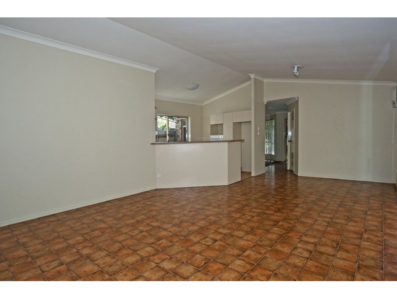 24 Hampstead Street, Forest Lake QLD 4078