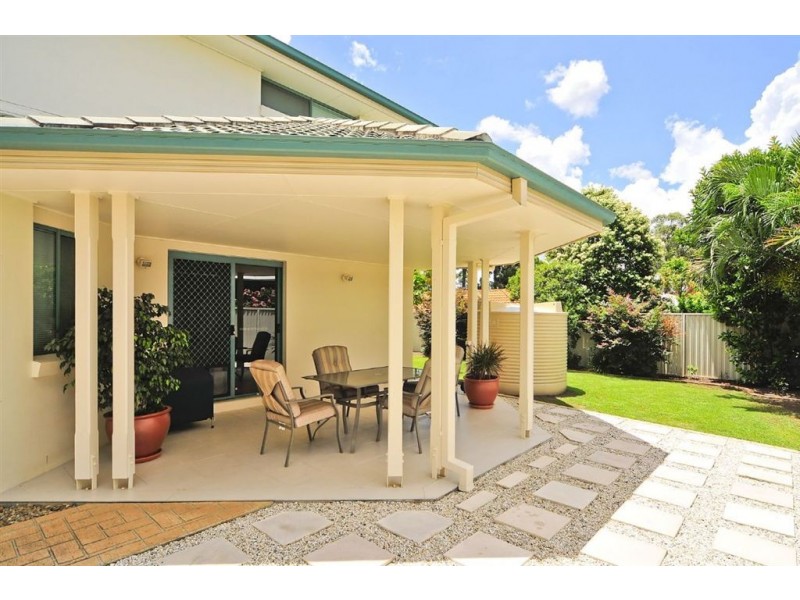 6 Templestowe Close, Forest Lake QLD 4078