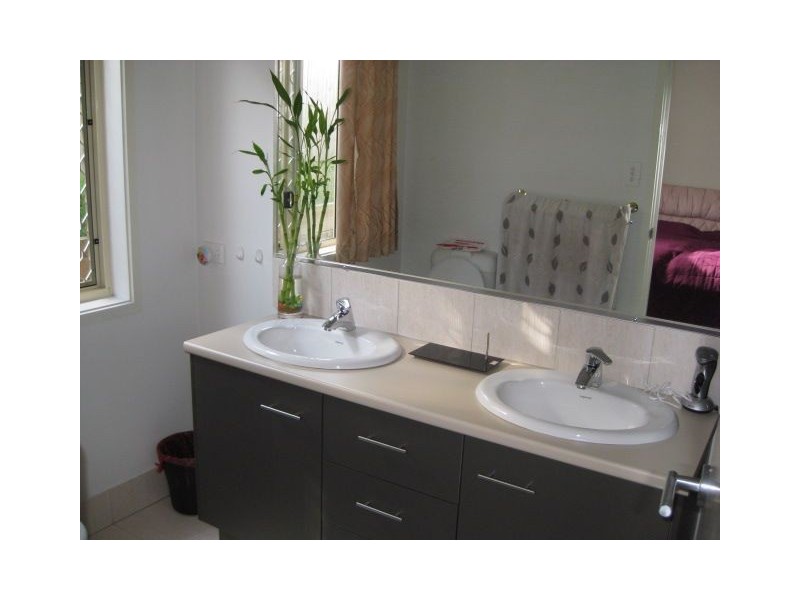 Forest Lake QLD 4078