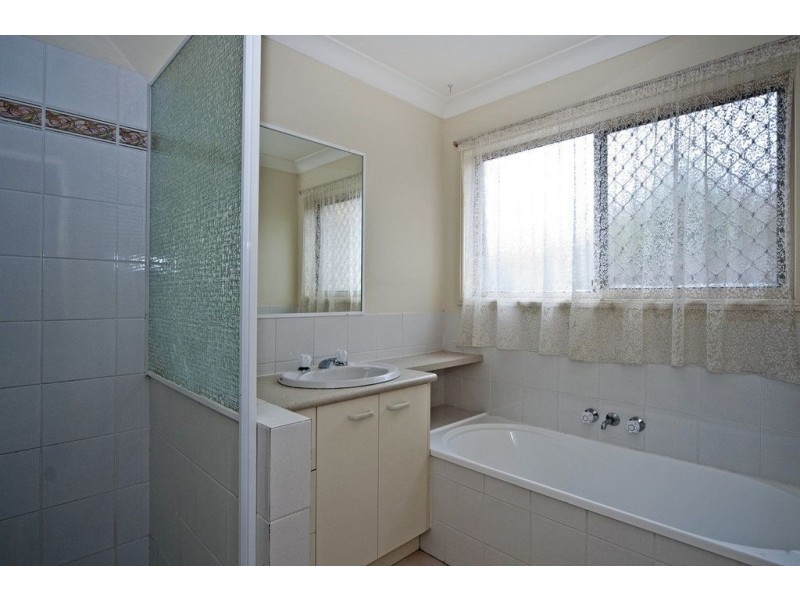 1 Cook Street, Forest Lake QLD 4078