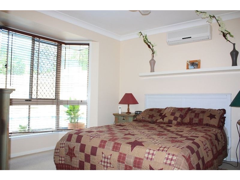 16 Phillip Street, Forest Lake QLD 4078