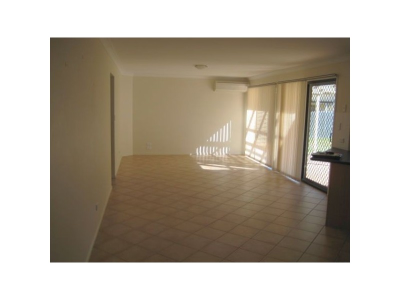 19 Benarkin Place, Forest Lake QLD 4078