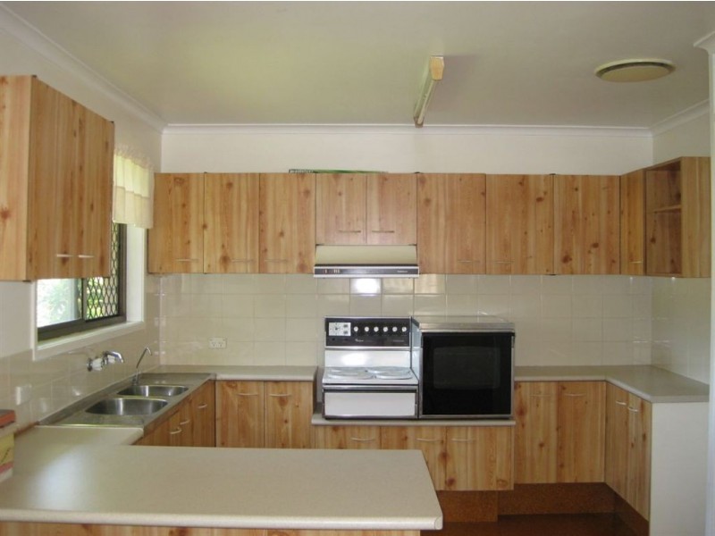 2 Gwydir Street, Riverhills QLD 4074