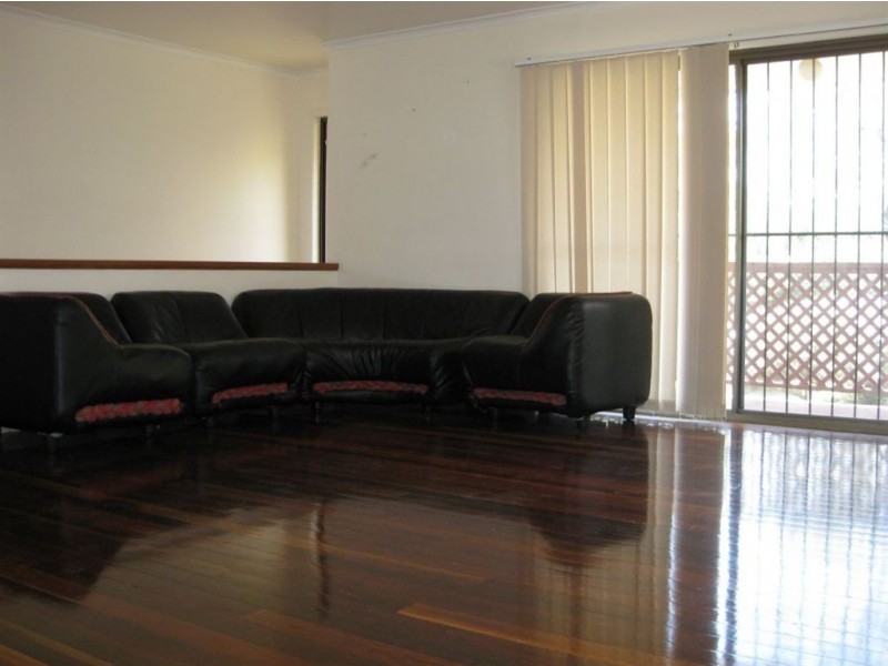 2 Gwydir Street, Riverhills QLD 4074