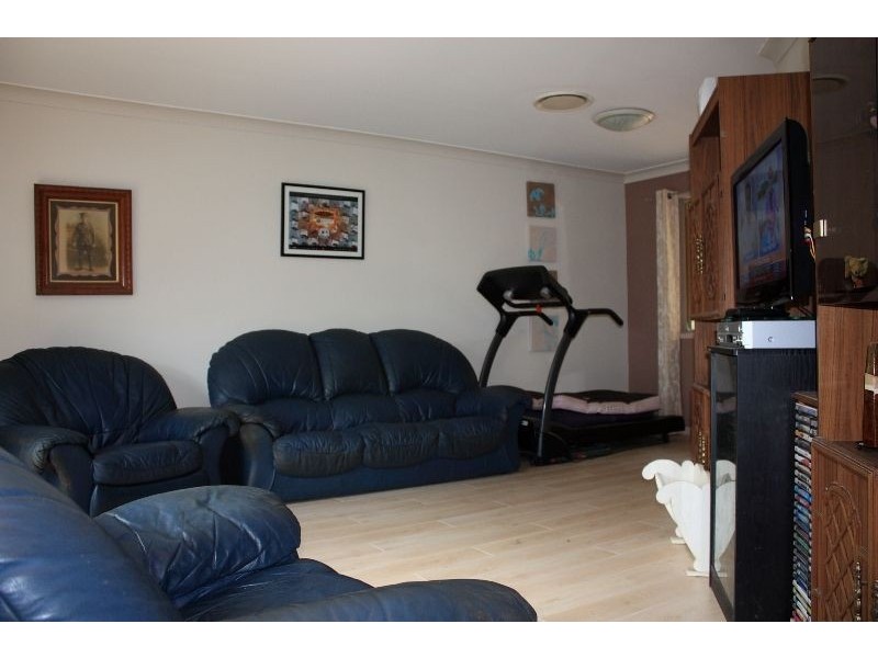 25 Beaufront Place, Forest Lake QLD 4078