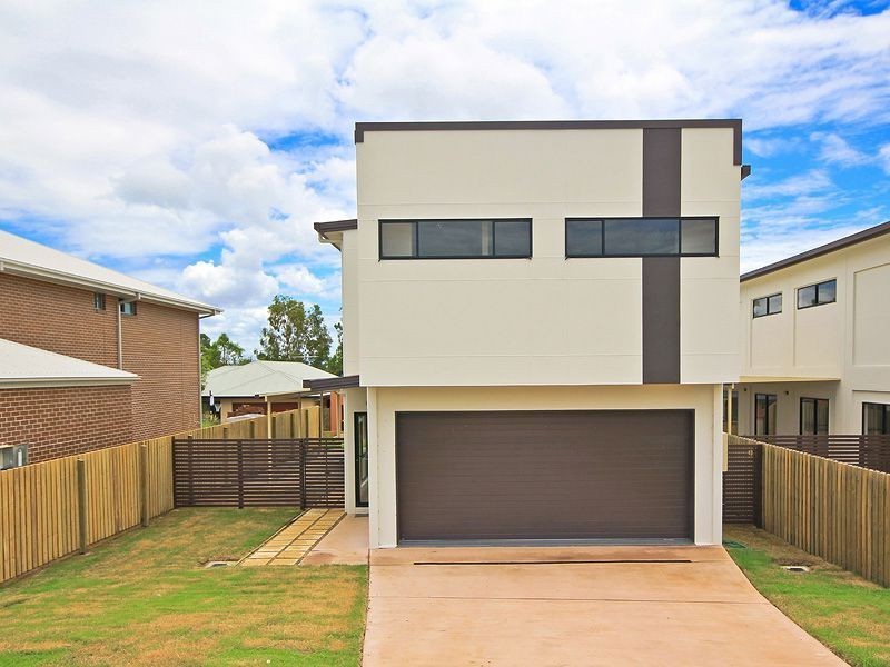 15 ,17 Sandalwood Street, Heathwood QLD 4110