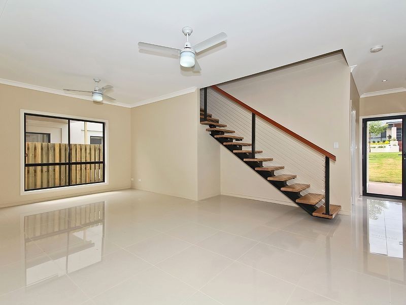 15 ,17 Sandalwood Street, Heathwood QLD 4110