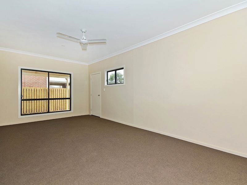 15 ,17 Sandalwood Street, Heathwood QLD 4110