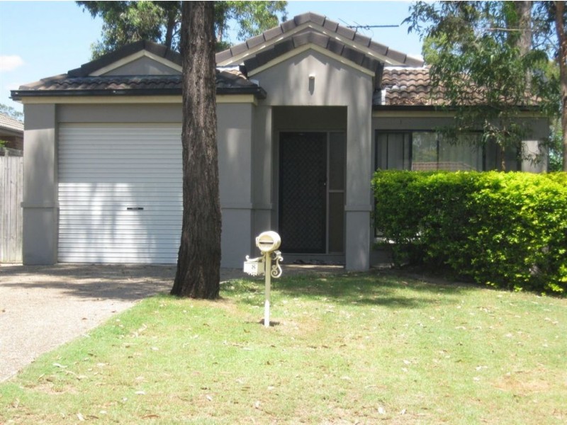 8 Stanford Place, Forest Lake QLD 4078