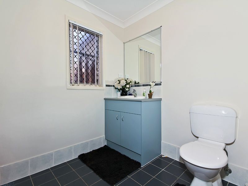 10 Eungella Terrace, Forest Lake QLD 4078