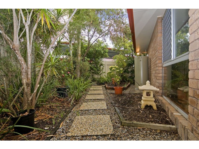 8 Dunsmure Close, Durack QLD 4077