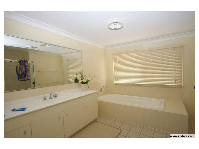 30 Gilberton Crescent, Forest Lake QLD 4078