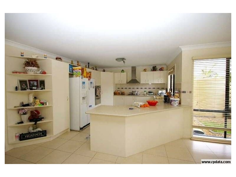 30 Gilberton Crescent, Forest Lake QLD 4078