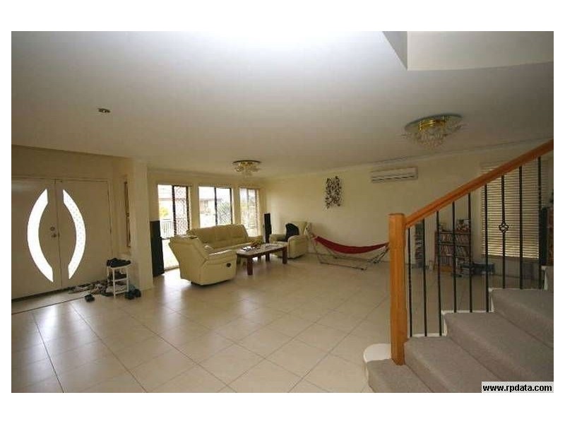 30 Gilberton Crescent, Forest Lake QLD 4078