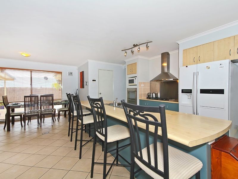 35 Kondalilla, Forest Lake QLD 4078