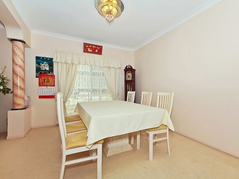 53 Gleneagles Cres, Oxley QLD 4075
