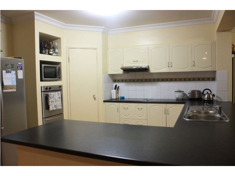 11 Babylon Place, Forest Lake QLD 4078