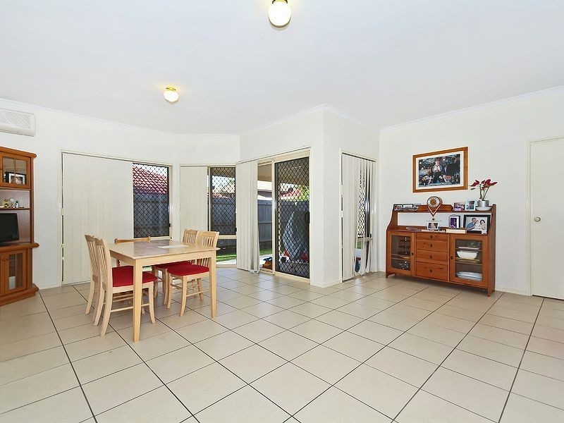 11 Eungella Terrace, Forest Lake QLD 4078