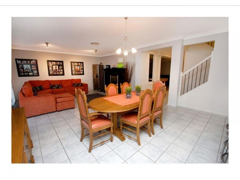 176 Lakeside Ave, Springfield Lakes QLD 4300