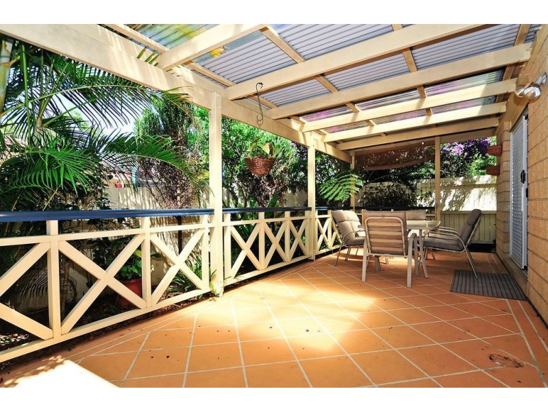 8 Belvedere Close, Forest Lake QLD 4078