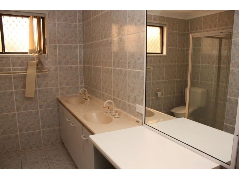 6 Pringle Place, Forest Lake QLD 4078