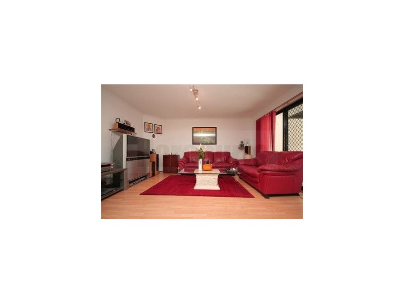 19 Ashton Way, Forest Lake QLD 4078