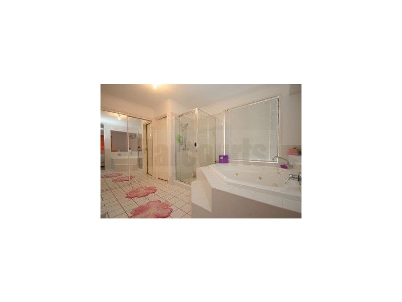 19 Ashton Way, Forest Lake QLD 4078