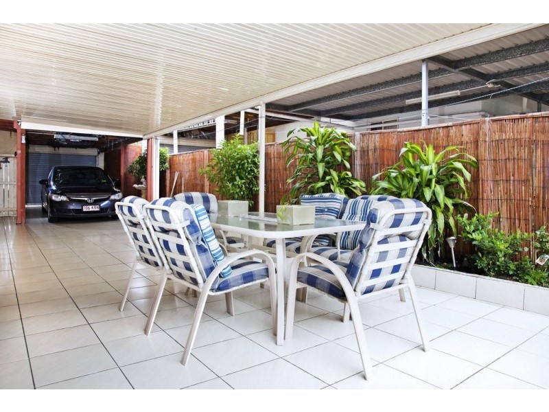 102 Poinciana Street, Inala QLD 4077