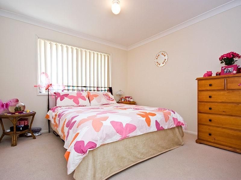 3 Hamilton Close, Forest Lake QLD 4078