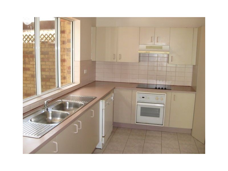 24 Evergreen Place, Forest Lake QLD 4078