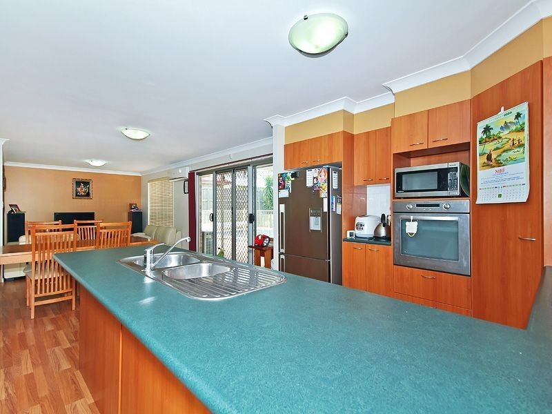 10 Sunny Street, Doolandella QLD 4077