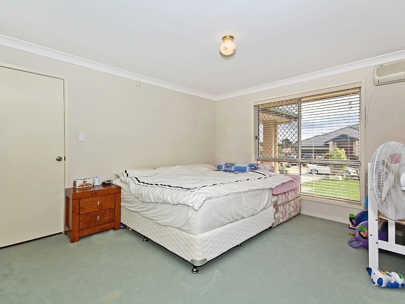 10 Sunny Street, Doolandella QLD 4077