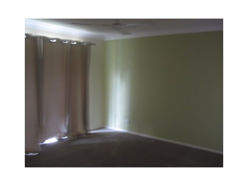 32 Cambridge Cr, Forest Lake QLD 4078