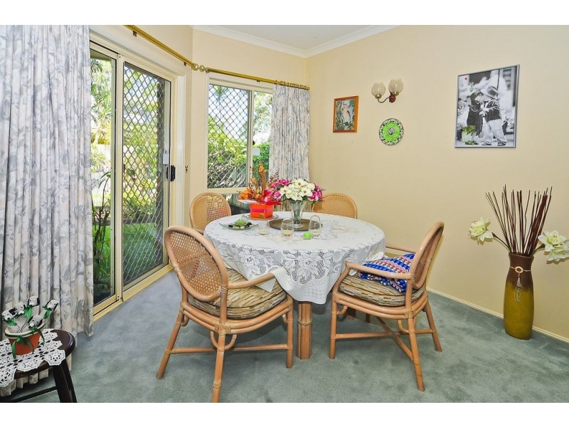 15 Murray Place, Forest Lake QLD 4078