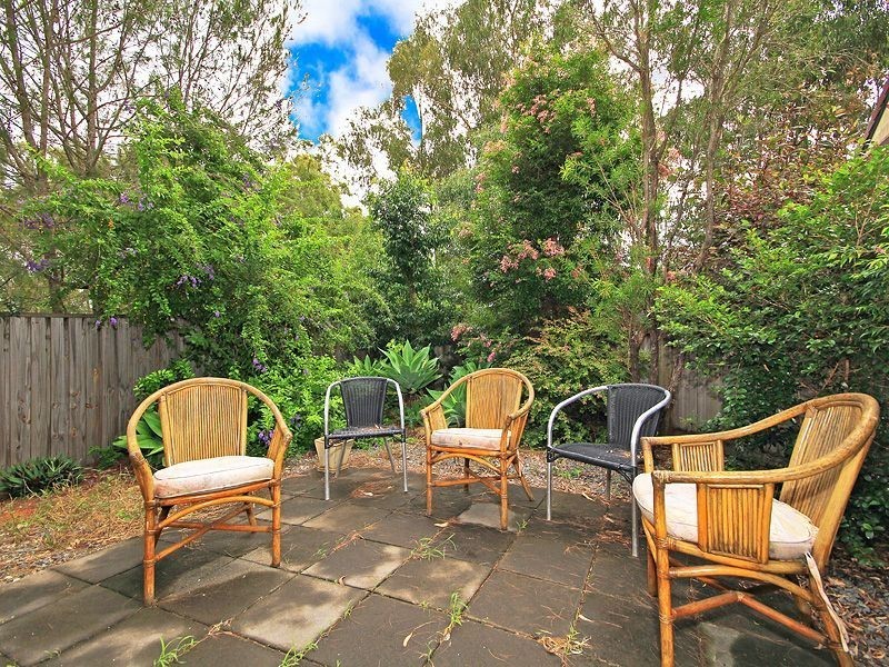 4/7 Glorious Way, Forest Lake QLD 4078