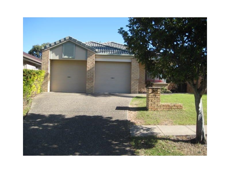 79 Lakeside Crescent, Forest Lake QLD 4078