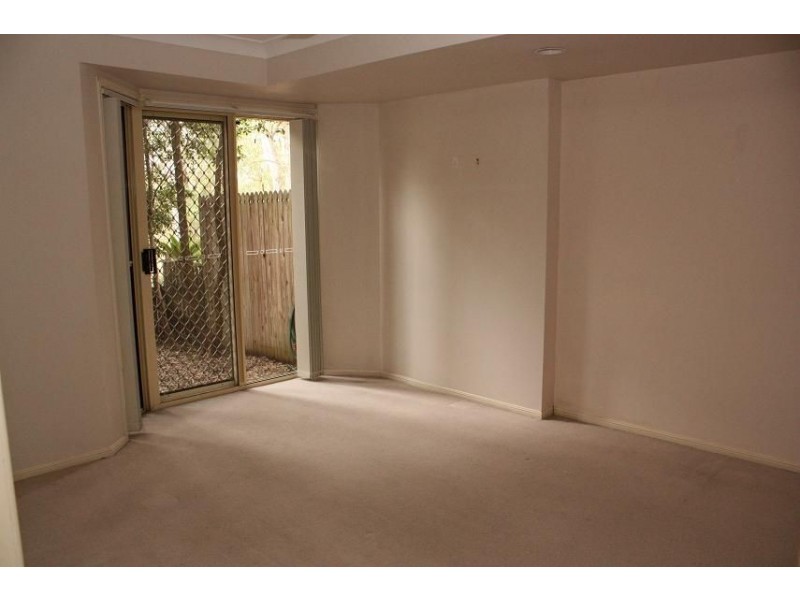 4/10 Mawson Place, Forest Lake QLD 4078