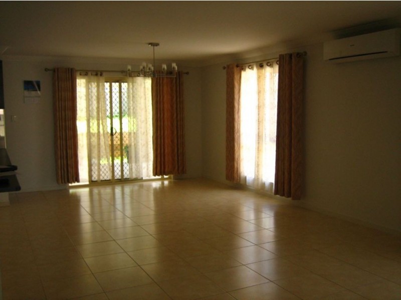 4 Liberty Street, Forest Lake QLD 4078