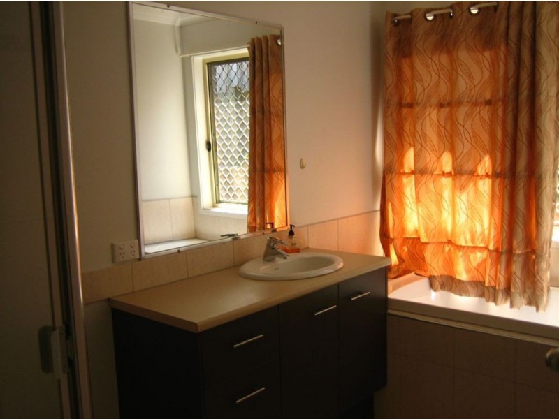 4 Liberty Street, Forest Lake QLD 4078