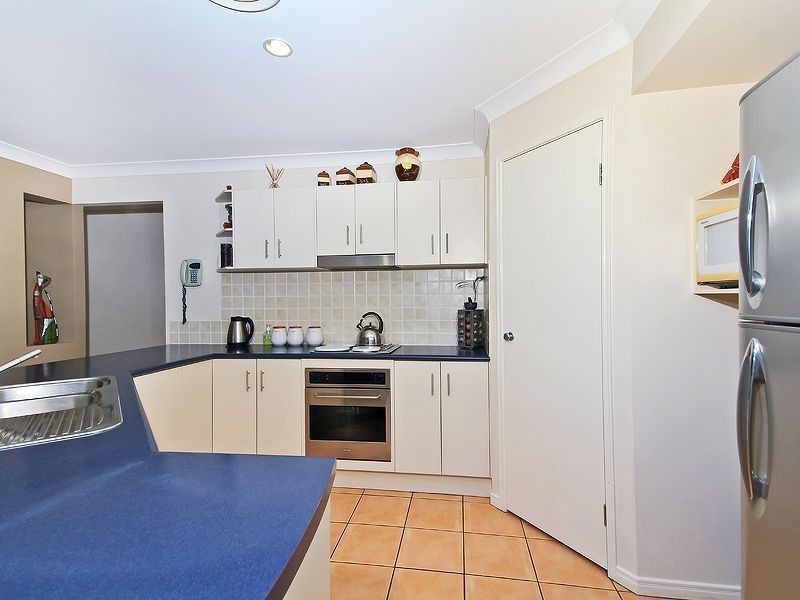 18 Gilberton Crescent, Forest Lake QLD 4078