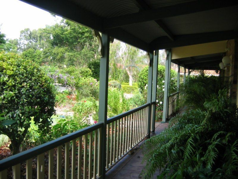 6 Morisot Street, Forest Lake QLD 4078